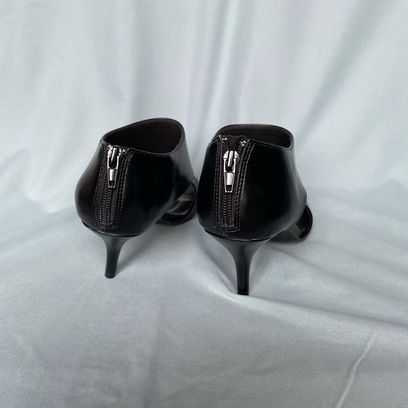 Black vinyl upper, 3in heel - Picture 3 of 3